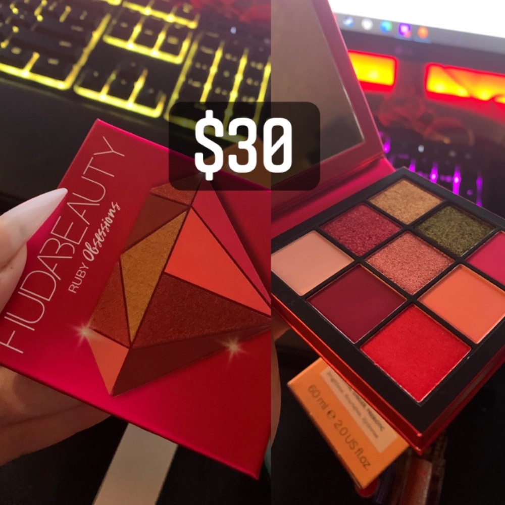 Huda Ruby Obsessions Eyeshadow Palette
